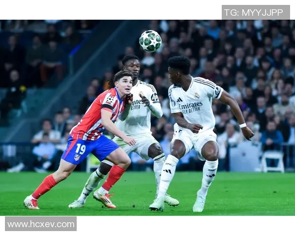 与足球明星同框的奇妙瞬间我与偶像的亲密接触与梦想的交汇